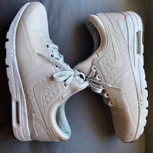 Nike Women's Air Max Zero Tan Sz 8.5 857661-011 Fashion Shoes PRE-OWNED